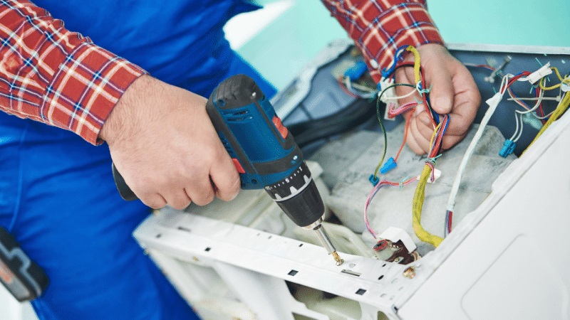 Adapazarı Vestfrost Vestfrost çamaşır makinesi kart tamiri – Su almama arızası orijinal parça ile giderildi. - Teknik servis örneği